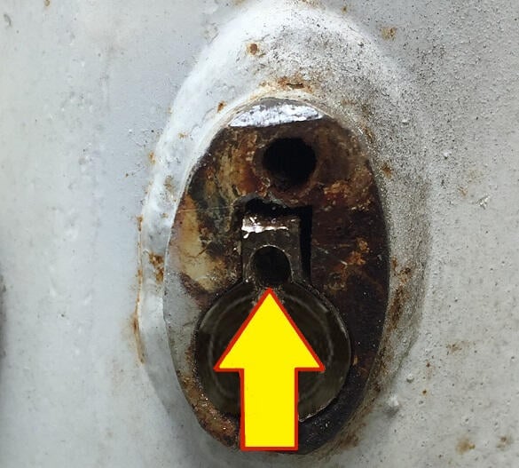 Borra ur styrlås på moped