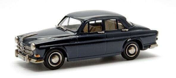 Fina stora och små modeller