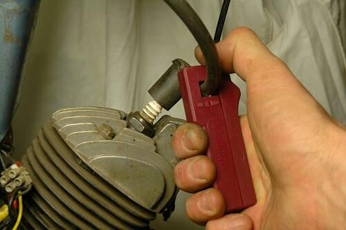 Ställ tändningen med Stroboskop