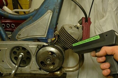 Ställ tändningen med Stroboskop