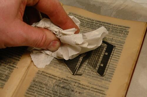 Tvätta instruktionsboken