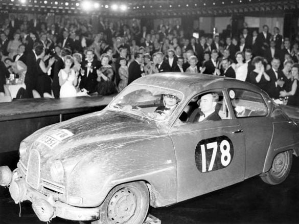 Erik Carlsson på taket 84 år