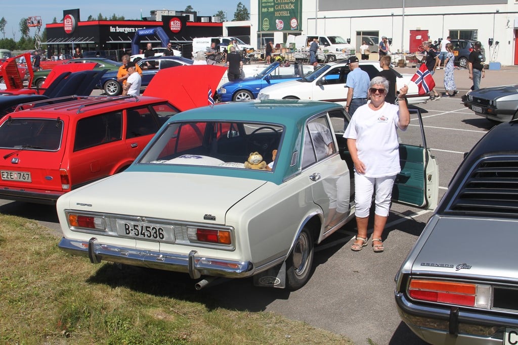 Mona Fredriksen körde P7b från Norge för att vara med på träffen. Foto: Robert Gustavsson