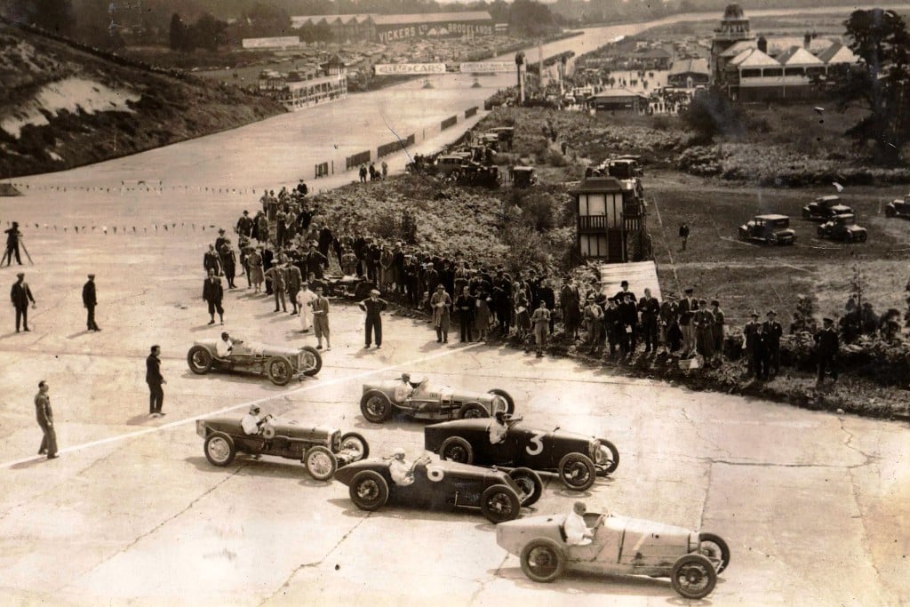 start-of-the-british-first-grand-prix-brooklands-1926